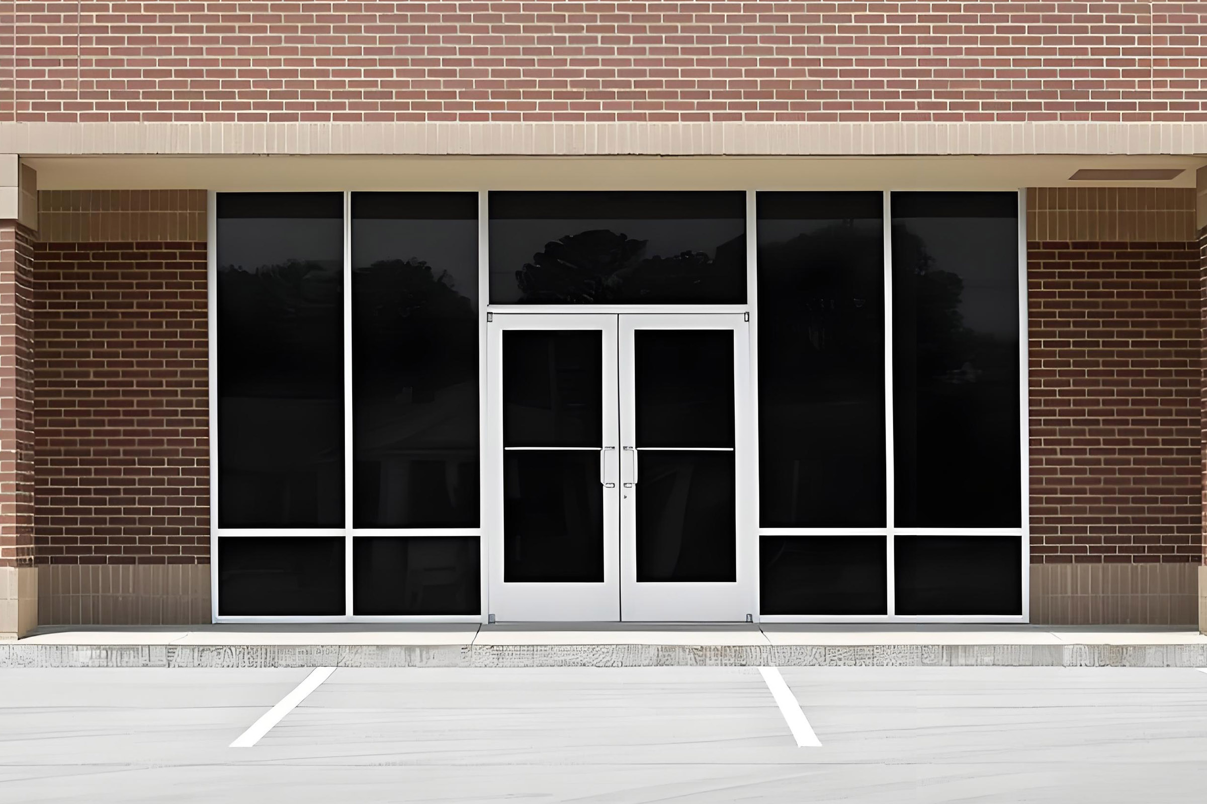 White aluminum alloy spring door