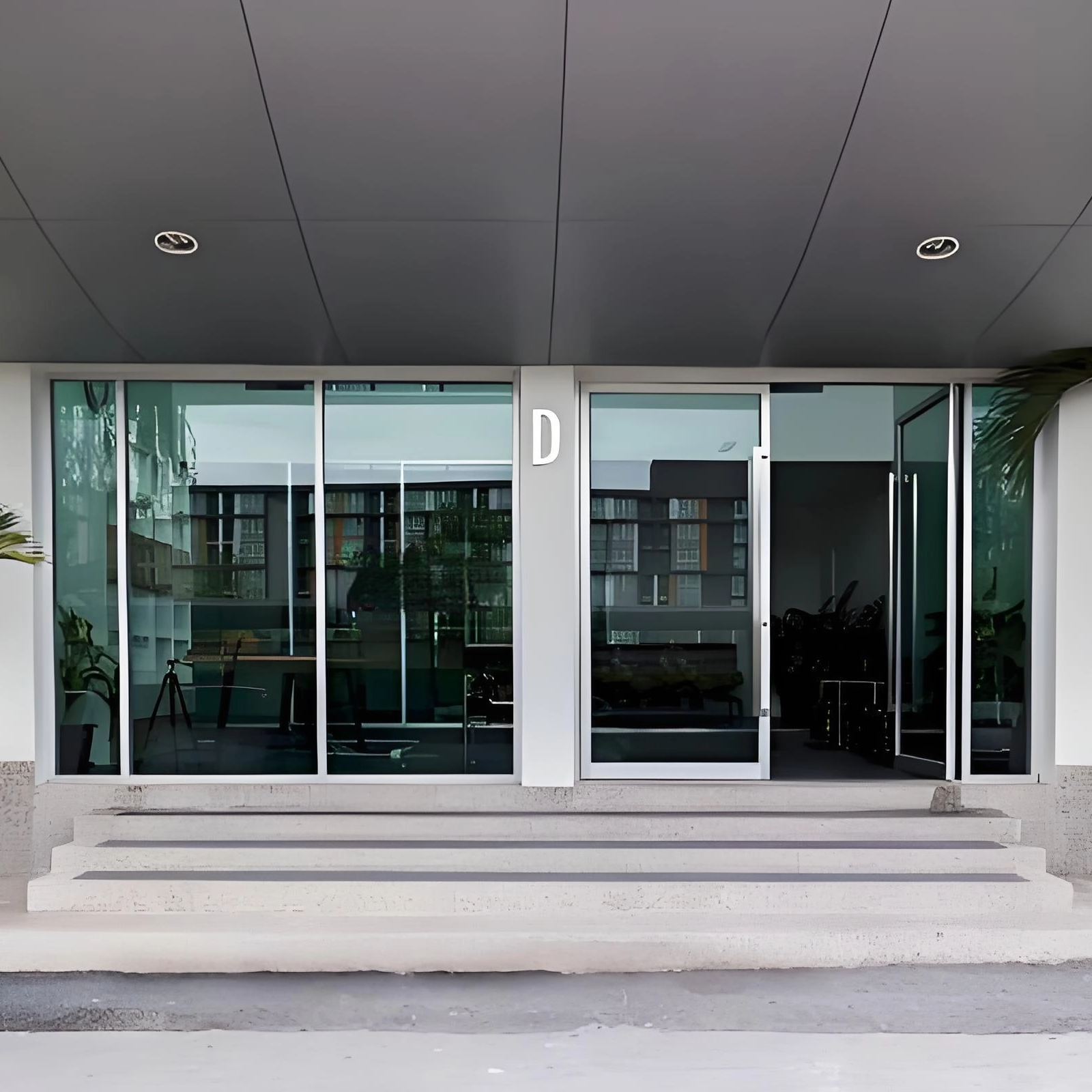 Automatic Closing of Safety Commercial Spring Doors